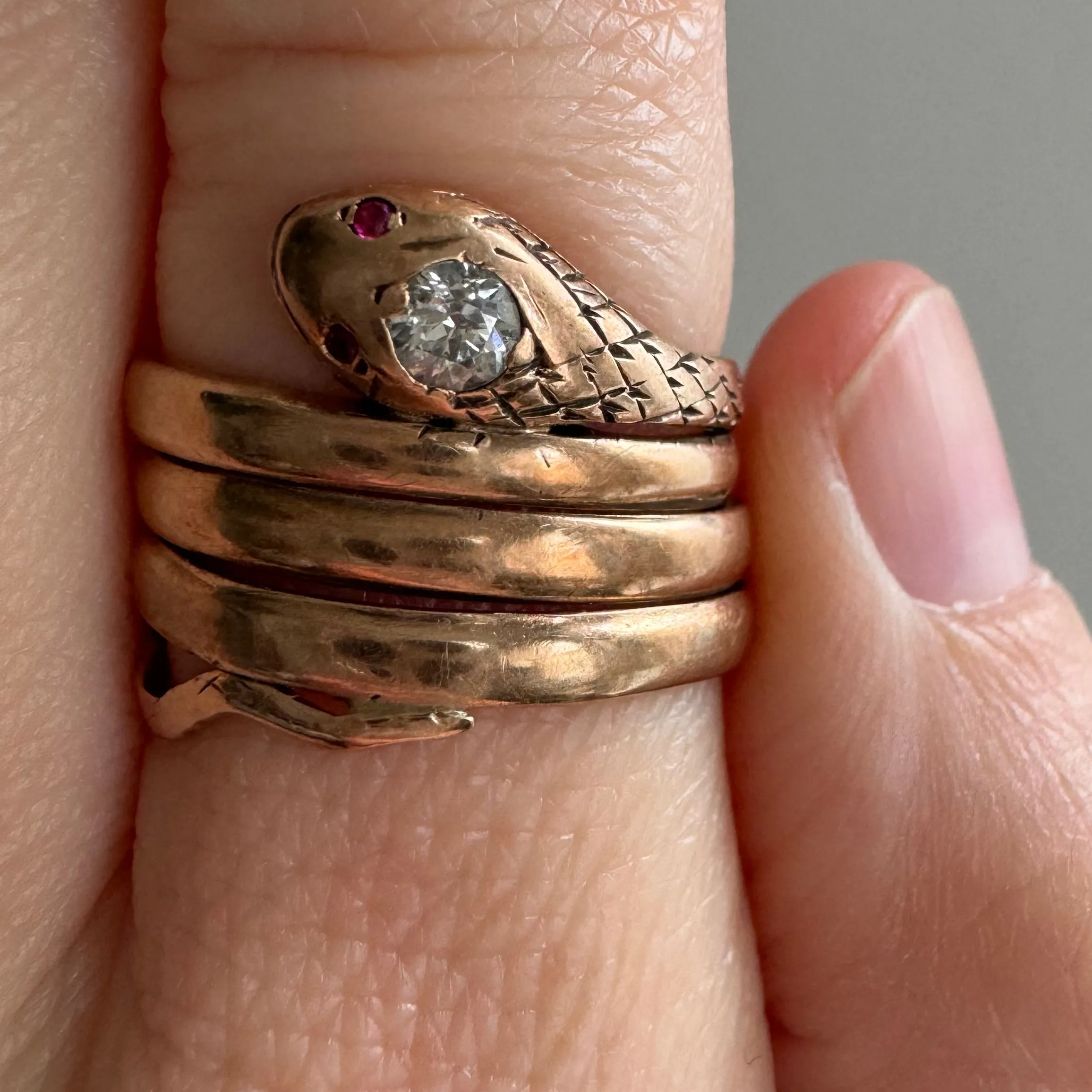 A N T I Q U E // wrap around friend / 10k rosy yellow gold snake ring / size 5-6-ish