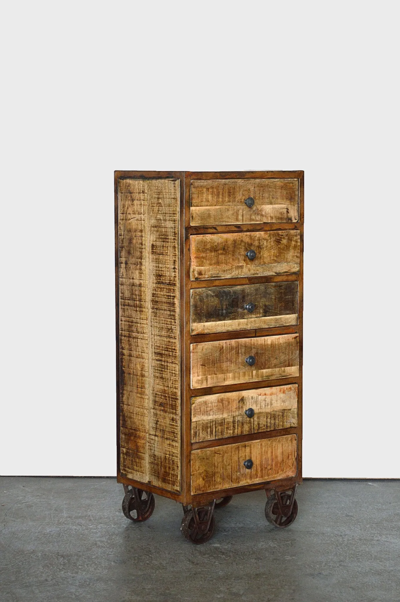 Cassettiera Industrial con ruote in Legno Massello con Struttura e Ruote in Ferro Rusty - 6 cassetti - BH.2519R
