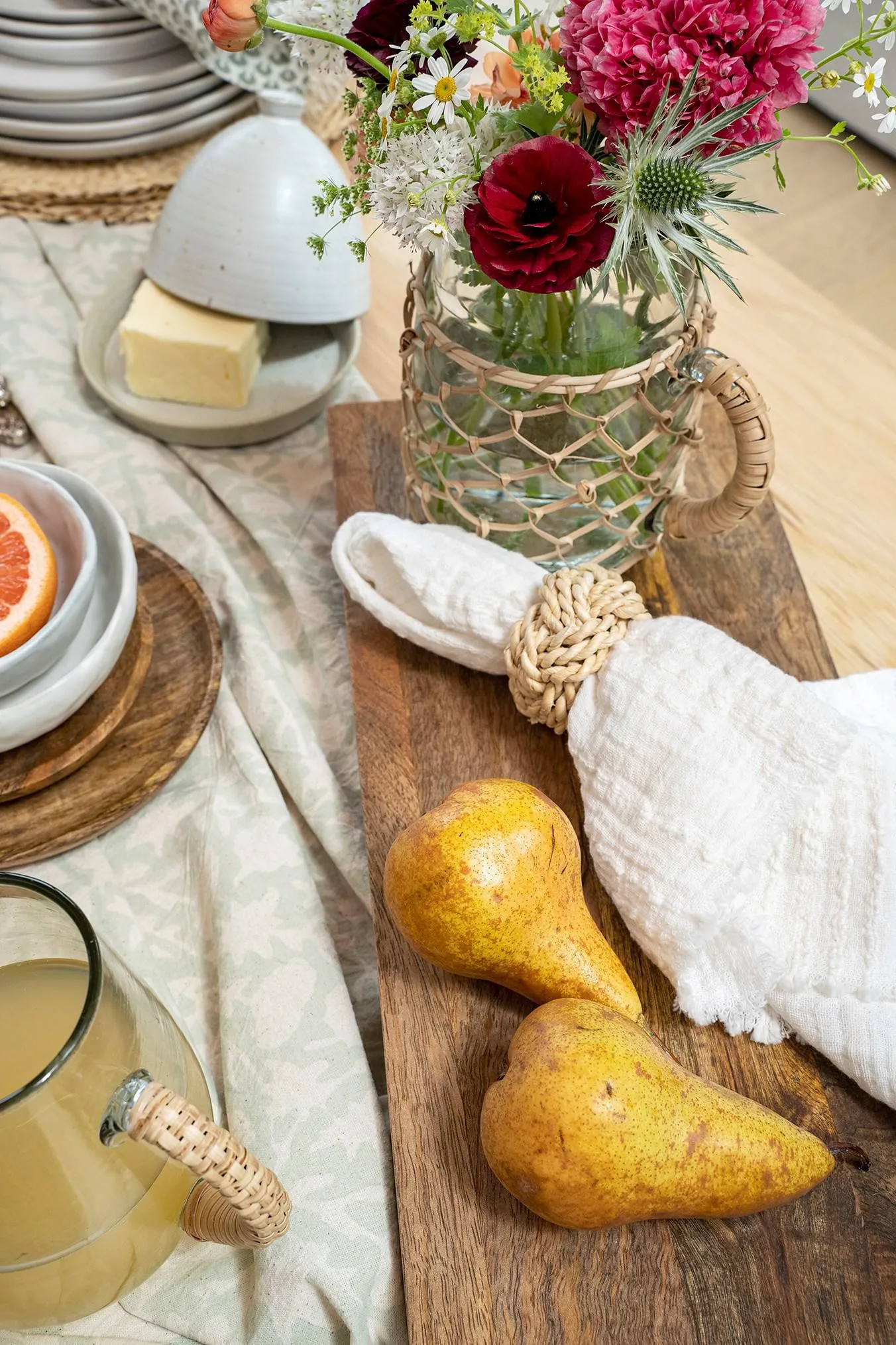Medium Bello Footed Tray